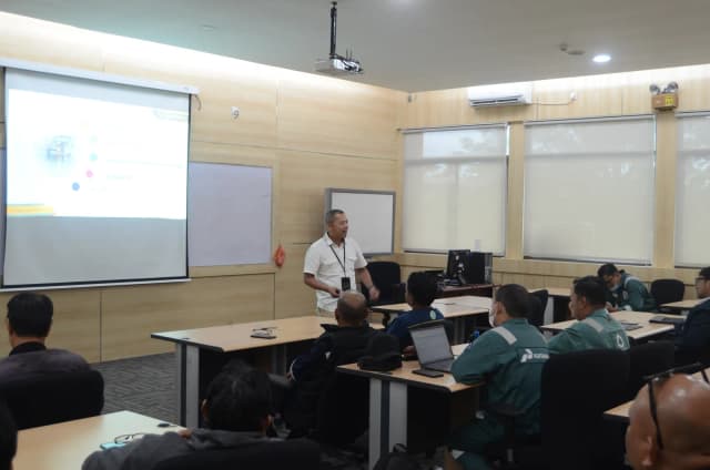 Sesi Pembinaan Ahli K3 Kimia & Listrik