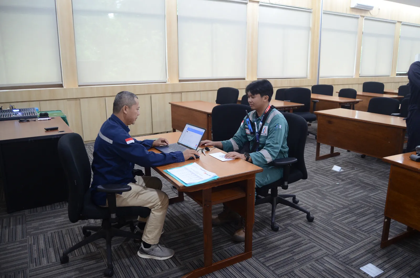 Pelaksanaan asesmen kompetensi dan uji mandiri peserta di ruang kelas (Dokumentasi 38) - Skema Sertifikasi Kompetensi BNSP: Pengoperasian Instalasi Pengolahan Air Limbah (IPAL)